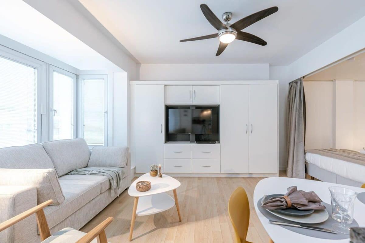 Bright Studio Near The Sea Остенде Екстер'єр фото
